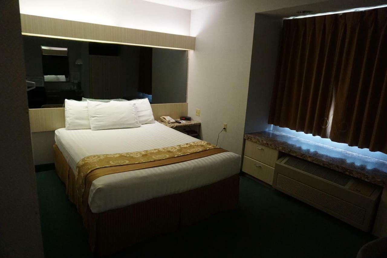 Centerway Hotel Buffalo Tonawanda Extérieur photo